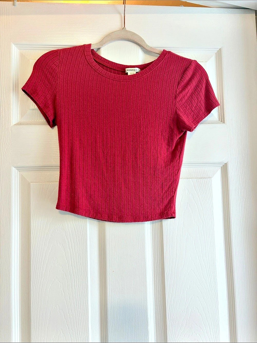 Bozzolo Ribbed Short-Sleeve Crop Top in Red Size Medium